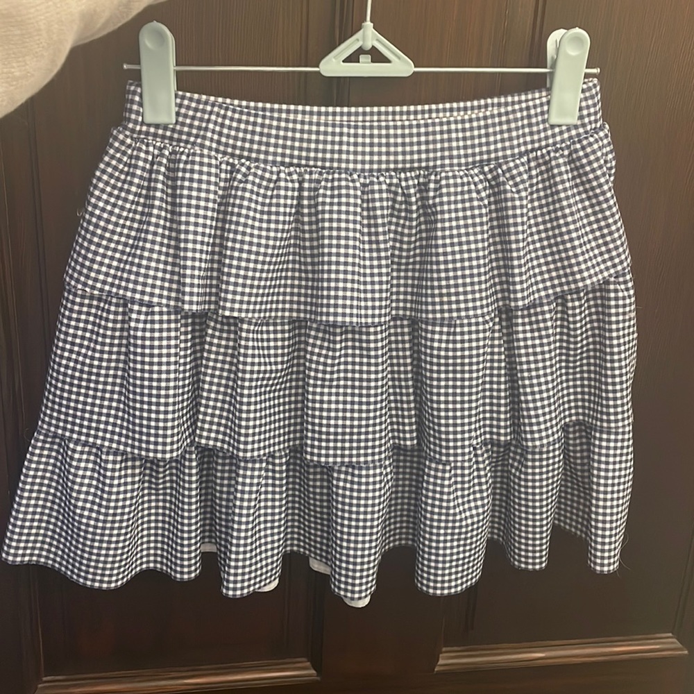 Ruffle gingham skirt